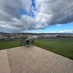 Villa Luxury Rafaela οικογενειακή με ιδιωτική πισίνα, Bbq κ παιχνίδια ιδανική για οικογένειες με παιδια