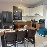 Luxury Rafaela οικογενειακή με ιδιωτική πισίνα, Bbq κ παιχνίδια ιδανική για οικογένειες με παιδια Villa Grevena