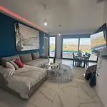 Luxury Rafaela οικογενειακή με ιδιωτική πισίνα, Bbq κ παιχνίδια ιδανική για οικογένειες με παιδια *