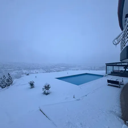 Luxury Rafaela οικογενειακή με ιδιωτική πισίνα, Bbq κ παιχνίδια ιδανική για οικογένειες με παιδια Villa Grevená
