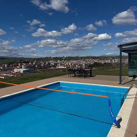 Luxury Rafaela οικογενειακή με ιδιωτική πισίνα, Bbq κ παιχνίδια ιδανική για οικογένειες με παιδια Villa *