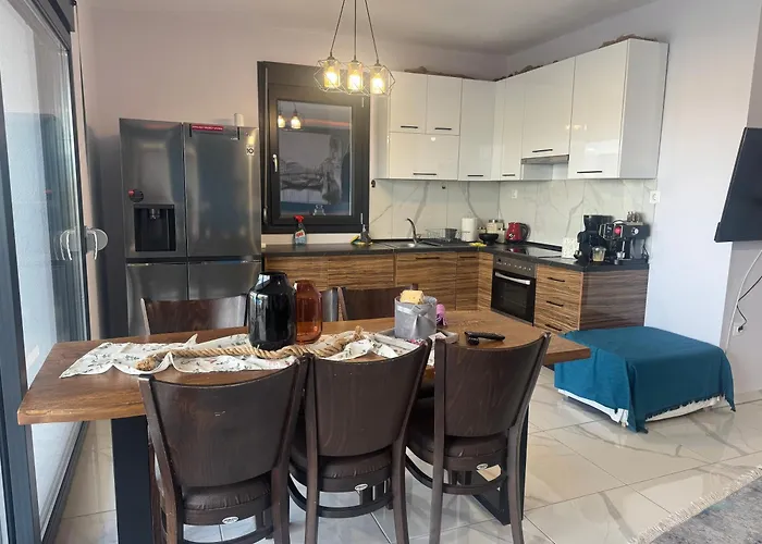 Luxury Rafaela οικογενειακή με ιδιωτική πισίνα, Bbq κ παιχνίδια ιδανική για οικογένειες με παιδια Vilă Grevena
